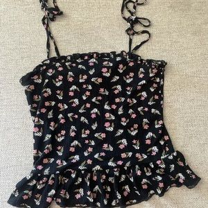 Tie ruffle shirt with flower print